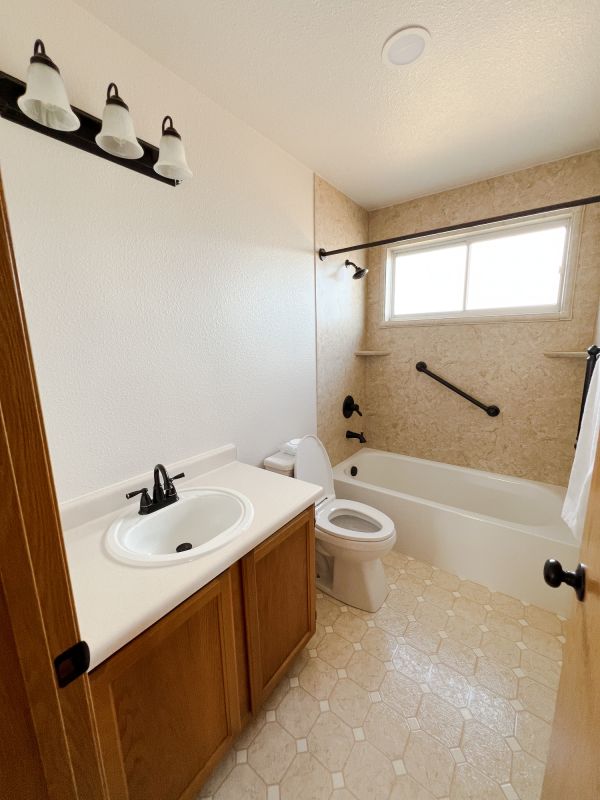 Top Bathroom Remodeling Companies in Duncanville, TX